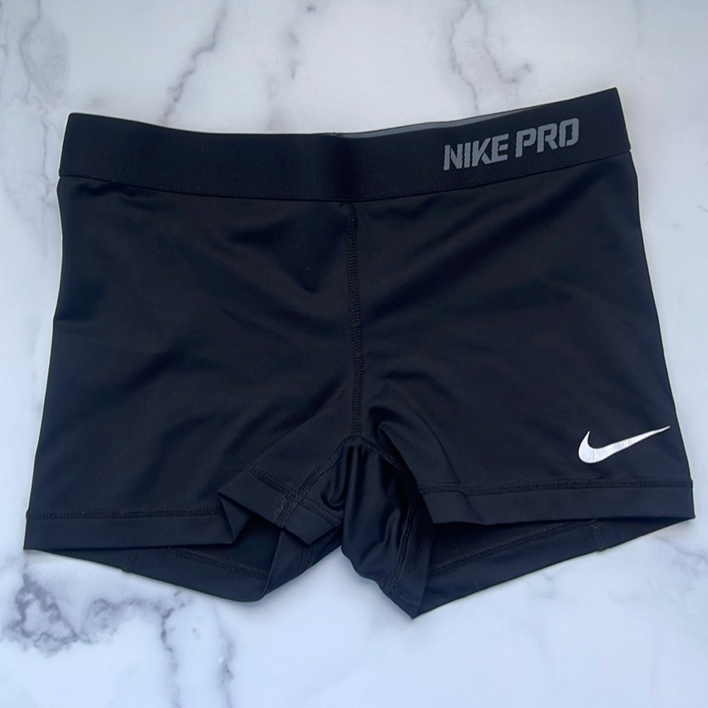 Medium Nike Pro Spandex